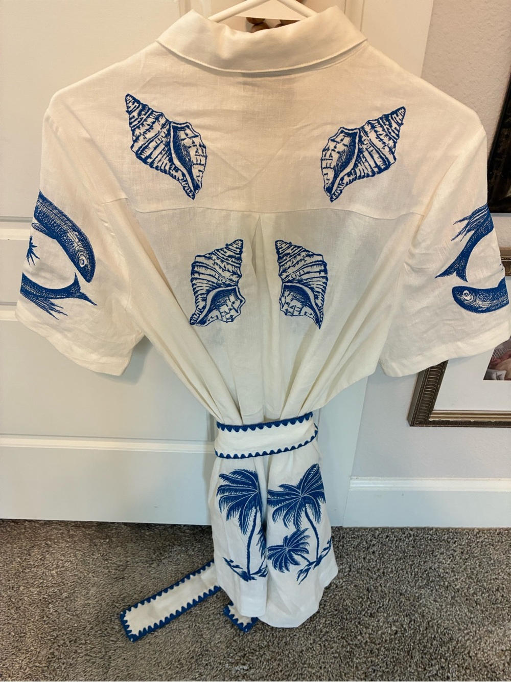 FARM Rio White Linen Romper with Blue Shell & Palm Print - Picture 16 of 16